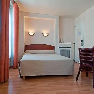 Saint Quentin Париж