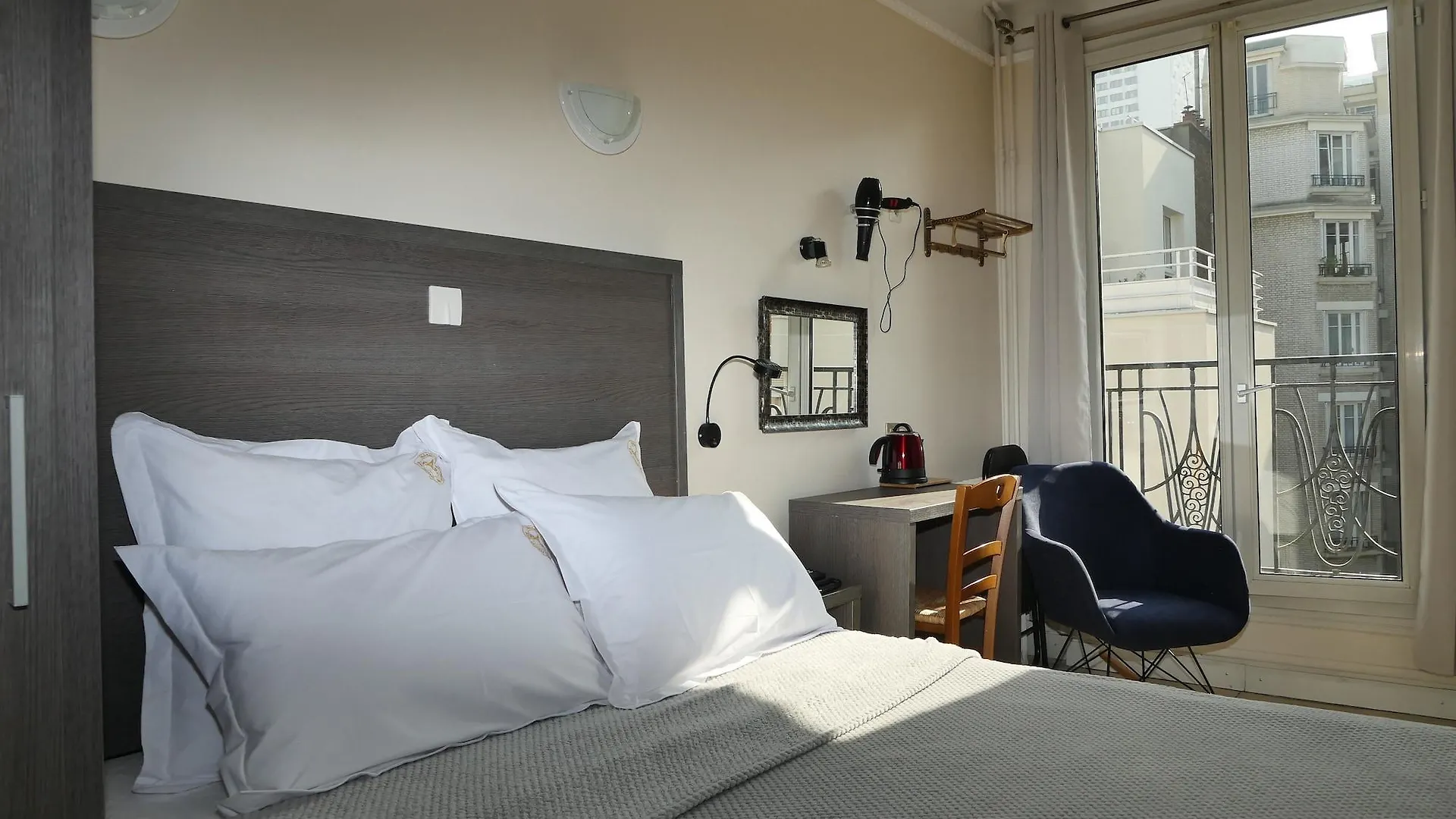 Hotel Novex Paryż