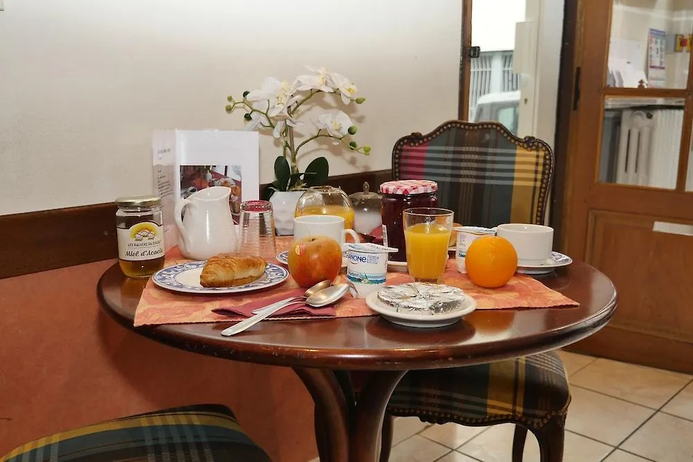 Hotel Novex Paryż