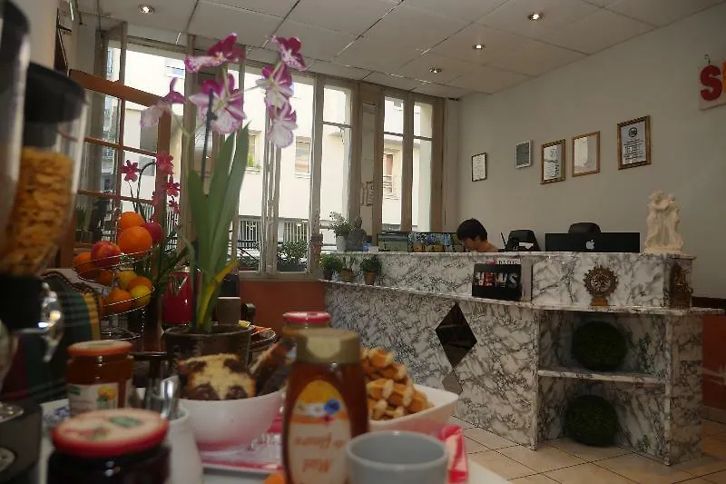 Hotel Novex Paryż