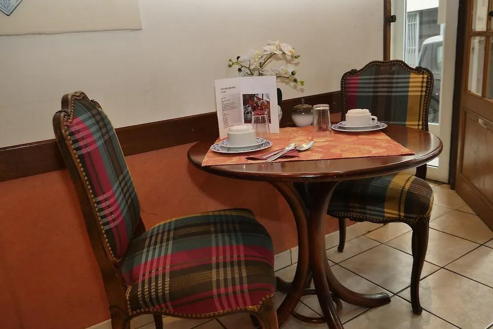 Hotel Novex Paryż